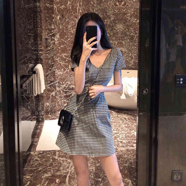 casual dresses summer 2022 french waist closing slim short skirt small v-neck plaid fragrance dress xubp, Black;gray
casual dresses summer 2022 french waist closing slim short skirt small v-neck plaid fragrance dress xubp, Black;gray