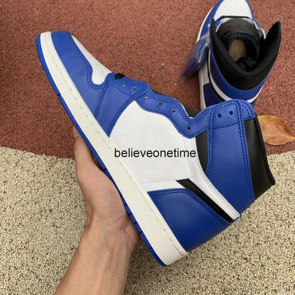 jumpman 1 high og game royal blue black white 555088-403 chicago bred men basketball shoes sneakers with box size 5.5-12
jumpman 1 high og game royal blue black white 555088-403 chicago bred men basketball shoes sneakers with box size 5.5-12