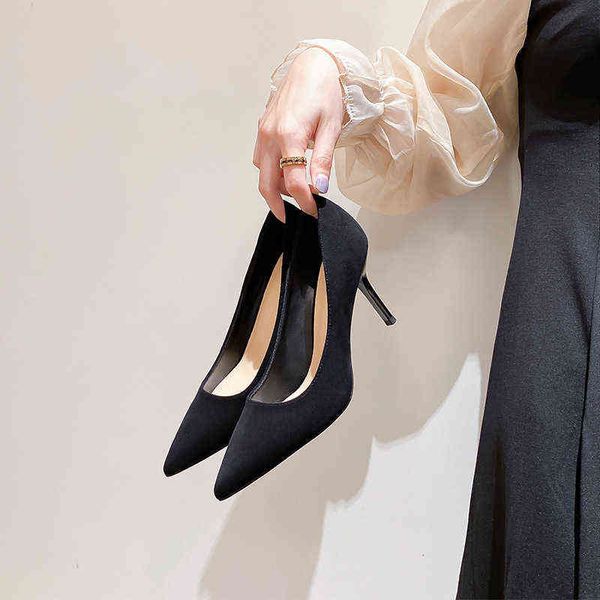 2022 winter suede black high heel's stiletto office work shoes large
2022 winter suede black high heel's stiletto office work shoes large