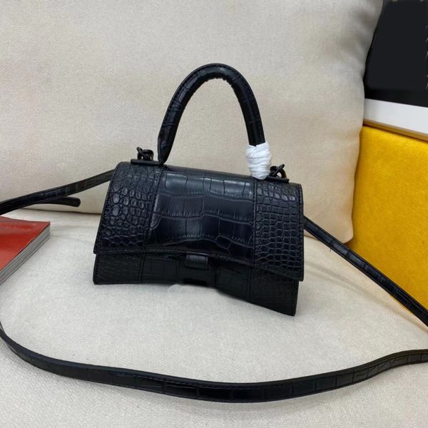 women's hacker item shoulder bag italian limited edition cross-body designer tote bag
women's hacker item shoulder bag italian limited edition cross-body designer tote bag