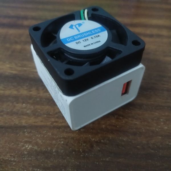 cell phone chargers fast charging 12v fast quick charge multi-port usb wall charger adapter +cooling fan for us plug
cell phone chargers fast charging 12v fast quick charge multi-port usb wall charger adapter +cooling fan for us plug