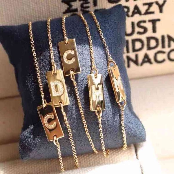 family new 26 gold rectangular hangtag female letter 2022 luxury brand fashion design versatile ladies bracelet, Black
family new 26 gold rectangular hangtag female letter 2022 luxury brand fashion design versatile ladies bracelet, Black