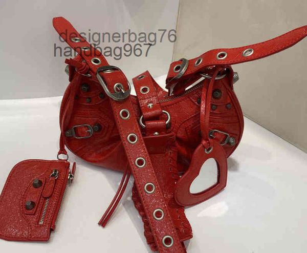 bbalencags 2022 women bag crossbody designer rivet bags le cagole single underarm fashion shoulder handbag ori3 kbsw
bbalencags 2022 women bag crossbody designer rivet bags le cagole single underarm fashion shoulder handbag ori3 kbsw