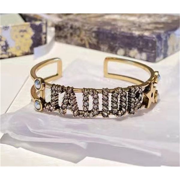 opening bracelet feminine women's red style brilliant diamonds inlaid opening bracelet, Black
opening bracelet feminine women's red style brilliant diamonds inlaid opening bracelet, Black