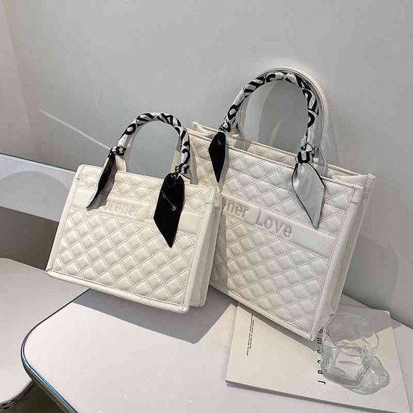 advanced texture foreign style net red fashion version minority single shoulder bag
advanced texture foreign style net red fashion version minority single shoulder bag