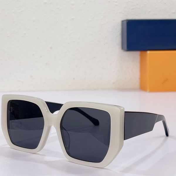 luxury mens and womens luxury designer sunglasses z1588 large square frame classic simple outdoor beach decoration p preferred with original, White;black
luxury mens and womens luxury designer sunglasses z1588 large square frame classic simple outdoor beach decoration p preferred with original, White;black