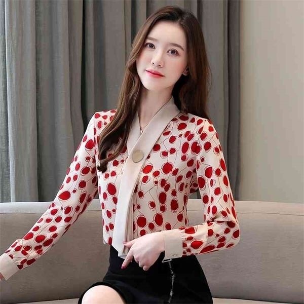 korean women blouses woman chiffon blouse women shirts elegant woman dot shirt plus size women v neck shirt blusas mujer de moda 210326, White
korean women blouses woman chiffon blouse women shirts elegant woman dot shirt plus size women v neck shirt blusas mujer de moda 210326, White