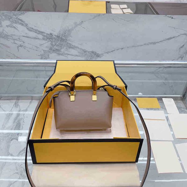 shoulder bags women designer handbags shopping tote luxury brand pu leather purses ladies beach crossbody evening bags y807
shoulder bags women designer handbags shopping tote luxury brand pu leather purses ladies beach crossbody evening bags y807