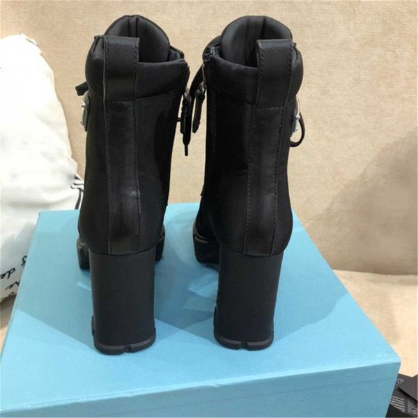2022 woman designer ankle boots leather and nylon fabric booties women monolith biker australia winter platform high heels size 35-41, Black
2022 woman designer ankle boots leather and nylon fabric booties women monolith biker australia winter platform high heels size 35-41, Black