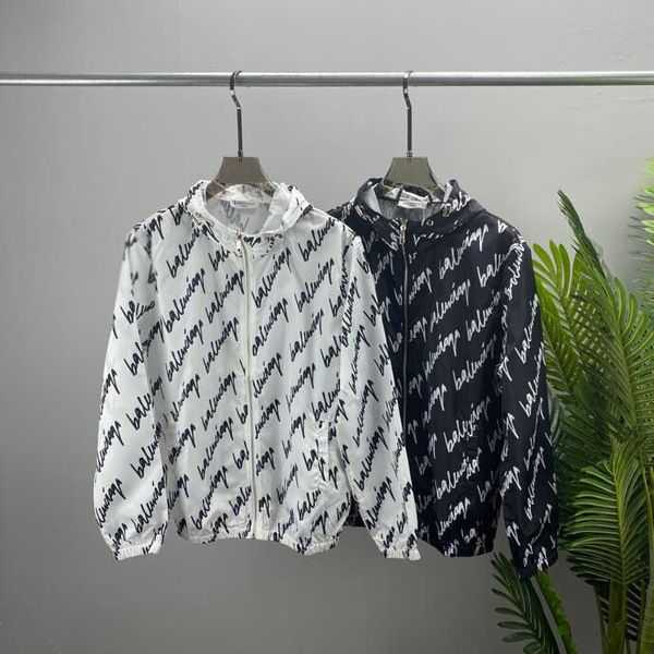 fashion men women loose fashion t shirt hoodie jacket men streetwear stylist t shirt printed short sleeve sun protection windbreaker jacket, Black;brown
fashion men women loose fashion t shirt hoodie jacket men streetwear stylist t shirt printed short sleeve sun protection windbreaker jacket, Black;brown