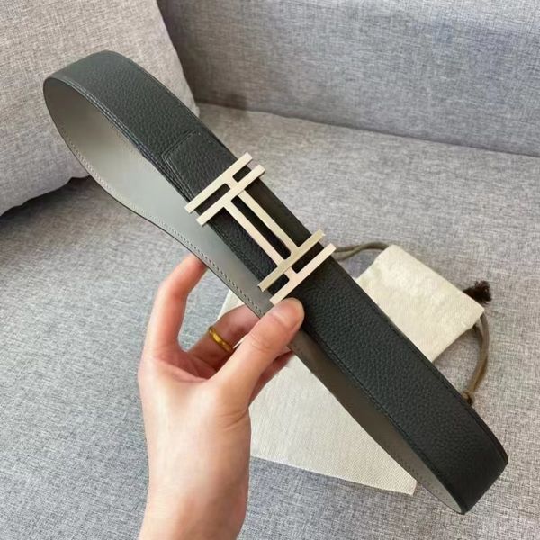 fashion men's and women's belts designer leisure business h buckle leather double-sided available men's belt 38mm, Black;brown
fashion men's and women's belts designer leisure business h buckle leather double-sided available men's belt 38mm, Black;brown