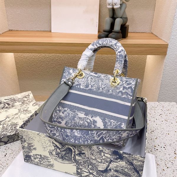 5a+ crossbody designer bags luxury embroidered big name shoulder bags women large capacity messenger backpack handbags totes lady wallet
5a+ crossbody designer bags luxury embroidered big name shoulder bags women large capacity messenger backpack handbags totes lady wallet