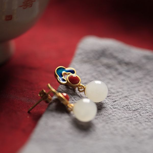 imitation n jade earrings new autumn and winter chinese style high sense temperament antique, Golden;silver
imitation n jade earrings new autumn and winter chinese style high sense temperament antique, Golden;silver