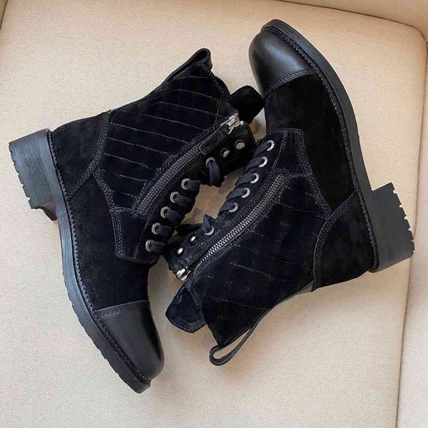 luxurious designer fashion women martin boots cowskin leather high end level quality knight boot laces adjustable zipper opening black
luxurious designer fashion women martin boots cowskin leather high end level quality knight boot laces adjustable zipper opening black