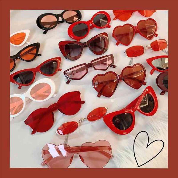 designer ray cycle luxurious sunglasses hip hop glasses big red christmas is the new years day, White;black
designer ray cycle luxurious sunglasses hip hop glasses big red christmas is the new years day, White;black