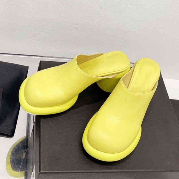 dress shoes spring new female high heel slippers runway catwalk toe round platform design luxury sheepskin pumps, Black
dress shoes spring new female high heel slippers runway catwalk toe round platform design luxury sheepskin pumps, Black