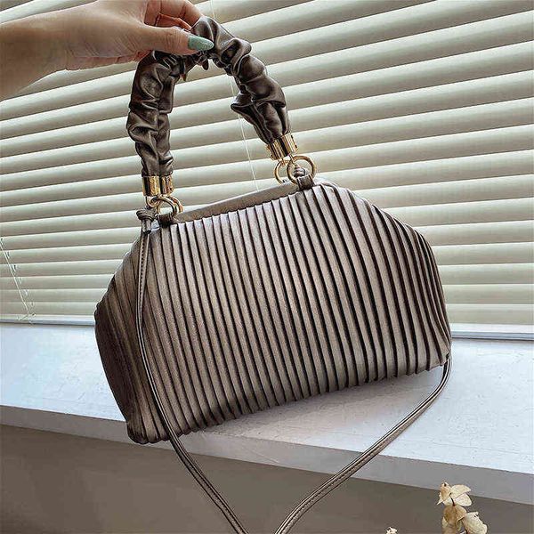 luxury brand designer pleated clip handbag purses for women shoulder crossbody bags 2021 new ladies messenger bag g220509
luxury brand designer pleated clip handbag purses for women shoulder crossbody bags 2021 new ladies messenger bag g220509