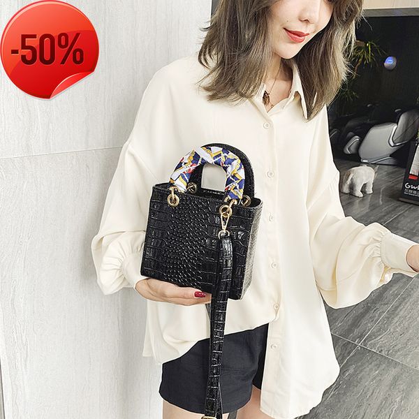 fashion luxury designerfashion crocodile pattern princess diana 2022 new women's silk scarf handbag net red popular one shoulder messen
fashion luxury designerfashion crocodile pattern princess diana 2022 new women's silk scarf handbag net red popular one shoulder messen