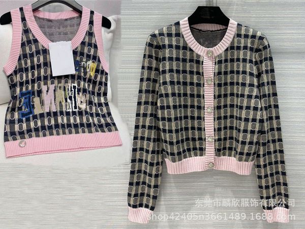 women's sweaters designer autumn and winter new celebrity xiaoxiangfeng powder black gebo dot jacquard single breasted knitted round ne, White;black
women's sweaters designer autumn and winter new celebrity xiaoxiangfeng powder black gebo dot jacquard single breasted knitted round ne, White;black