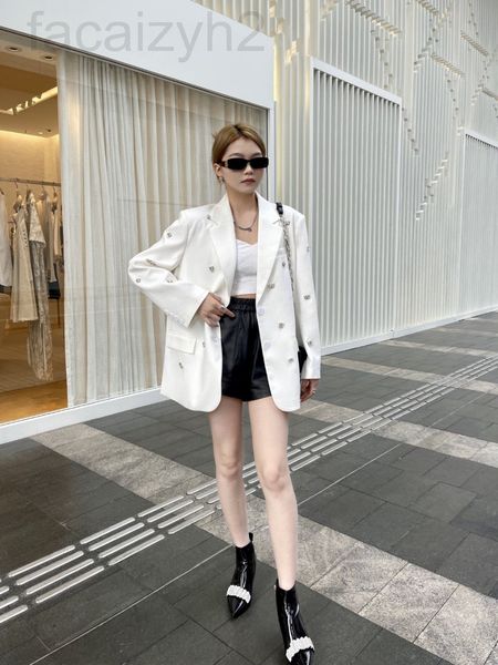women's suits & blazers designer 2022 early spring new high-end women's suit trendy brand fashion foreign style heavy industry sta, White;black
women's suits & blazers designer 2022 early spring new high-end women's suit trendy brand fashion foreign style heavy industry sta, White;black