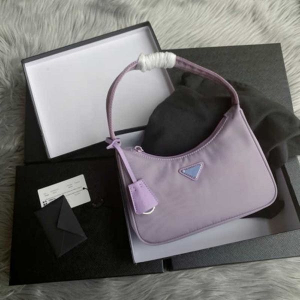 hobo underarm shoulder bags fashion parachute fabric nylon tote luxury designer moon shaped middle bag women's crossbody
hobo underarm shoulder bags fashion parachute fabric nylon tote luxury designer moon shaped middle bag women's crossbody