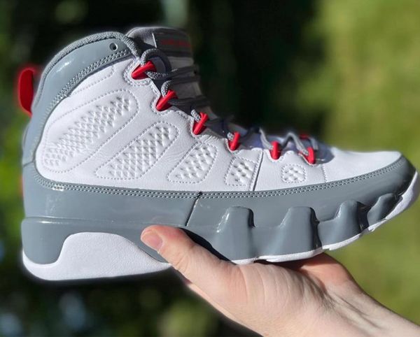 9 fire red men basketball shoes black white cool grey 9 wmns desert berry outdoor sports sneakers ct8019-162 with box cv0420-100
9 fire red men basketball shoes black white cool grey 9 wmns desert berry outdoor sports sneakers ct8019-162 with box cv0420-100