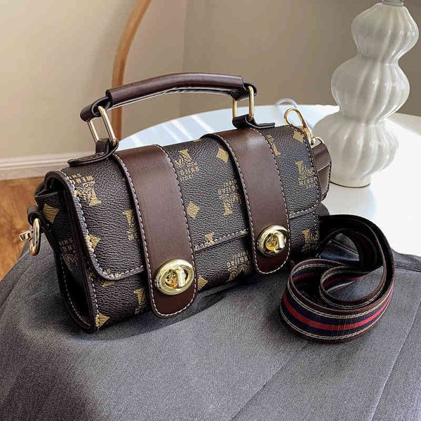 2022 new designer handbags ins fashion brand french texture one shoulder cross
2022 new designer handbags ins fashion brand french texture one shoulder cross