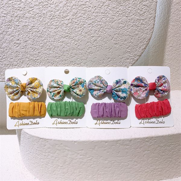 2 pcs new korea sweet girl princess fashion pleated bb clip hair accessories children's cute flower fabric bow hairpin headdress, Slivery;white
2 pcs new korea sweet girl princess fashion pleated bb clip hair accessories children's cute flower fabric bow hairpin headdress, Slivery;white