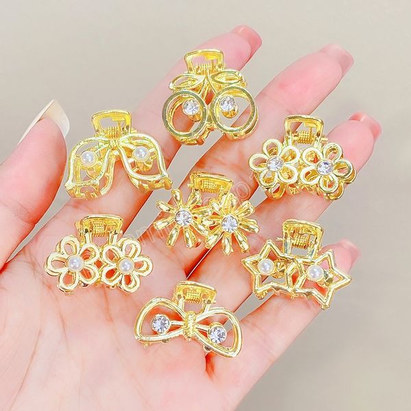 women elegant pearl rhinestones geometric metal hair claws lady mini hair clips hairpins fashion hair accessories, Slivery;white
women elegant pearl rhinestones geometric metal hair claws lady mini hair clips hairpins fashion hair accessories, Slivery;white