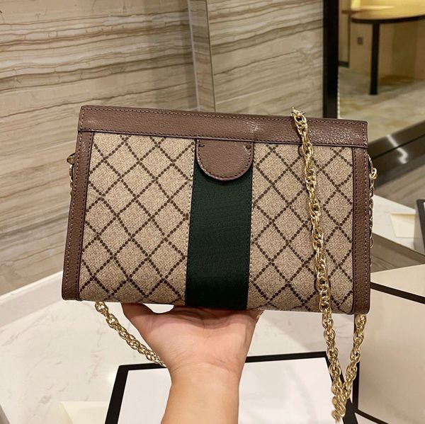 designer men chain clutch shoulder bags in beige and brown medium size 25x17cm luxury women double letters leather handbags crossbody bag fa
designer men chain clutch shoulder bags in beige and brown medium size 25x17cm luxury women double letters leather handbags crossbody bag fa