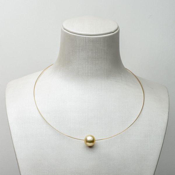 18k yellow gold aaa light golden south sea cultured pearl necklace 12.2mm 16-18", Silver
18k yellow gold aaa light golden south sea cultured pearl necklace 12.2mm 16-18", Silver