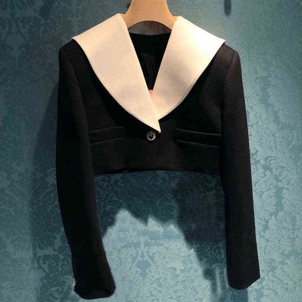 spring new large lapel ultra short suit small fragrance long sleeve black v-neck star show coat, White;black 
spring new large lapel ultra short suit small fragrance long sleeve black v-neck star show coat, White;black