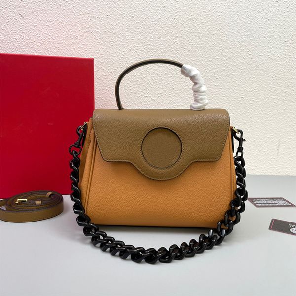 women's handbag luxury designer bags leather retro messenger bag multiple colour chain decorate shoulder bags fashion high capacity sho
women's handbag luxury designer bags leather retro messenger bag multiple colour chain decorate shoulder bags fashion high capacity sho