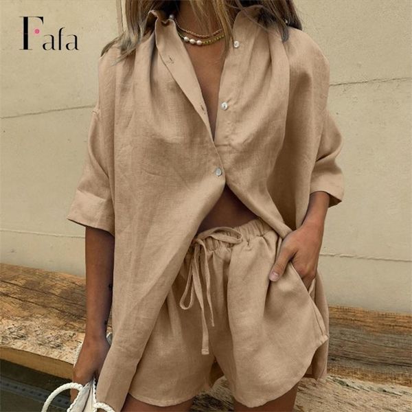 casual womem yellow lounge wear summer tracksuit shorts set long sleeve shirt and mini shorts suit two piece set 220712, Gray
casual womem yellow lounge wear summer tracksuit shorts set long sleeve shirt and mini shorts suit two piece set 220712, Gray
