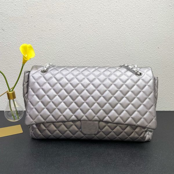 f/w classic single flap maxi calfskin bags caviar leather aged gold/silver metal hardware matelasse chain crossbody sacoche handbags 46x14x2
f/w classic single flap maxi calfskin bags caviar leather aged gold/silver metal hardware matelasse chain crossbody sacoche handbags 46x14x2