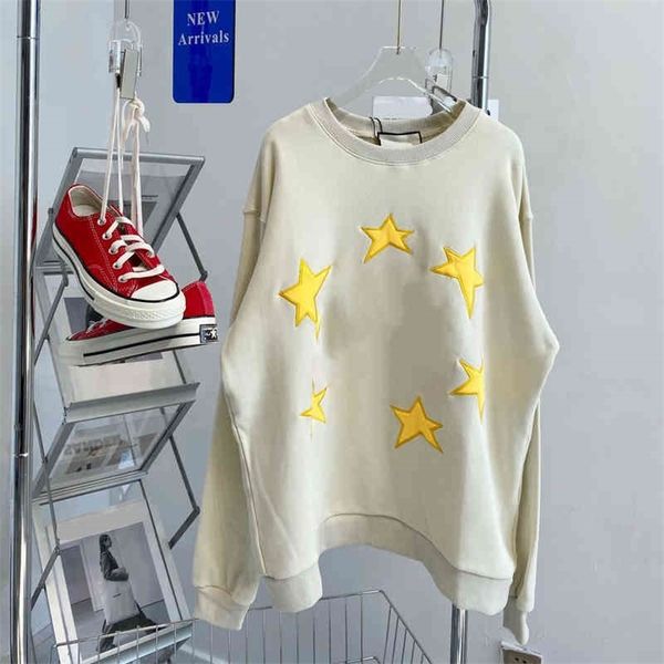 2022 factory wholesale new five pointed star red flocking embroidery round neck sweater 360g weight quality terry couple pullover qingdao lu, Black
2022 factory wholesale new five pointed star red flocking embroidery round neck sweater 360g weight quality terry couple pullover qingdao lu, Black