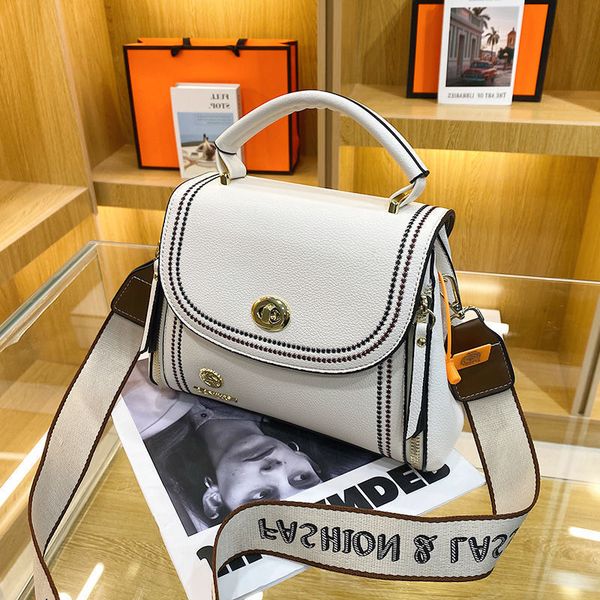 bag women's 2022 designer new color versatile popular messenger female shoulder bags handbags
bag women's 2022 designer new color versatile popular messenger female shoulder bags handbags