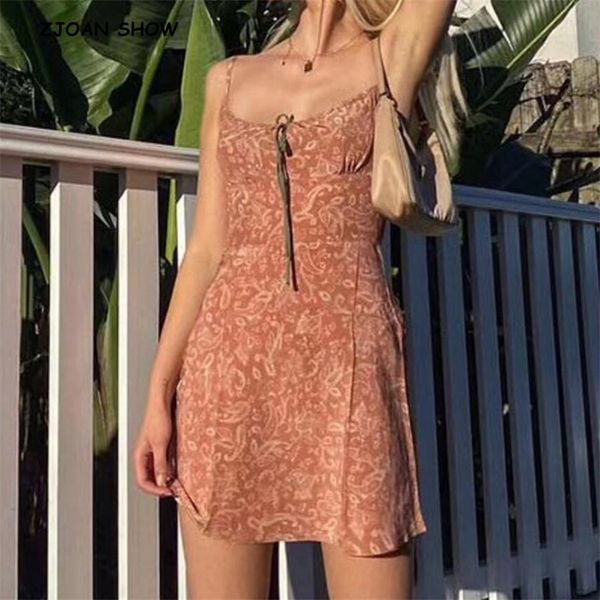 vintage france summer lacing up slash collar floral print spaghetti strap dress short women dresses holiday 220511, Black;gray
vintage france summer lacing up slash collar floral print spaghetti strap dress short women dresses holiday 220511, Black;gray