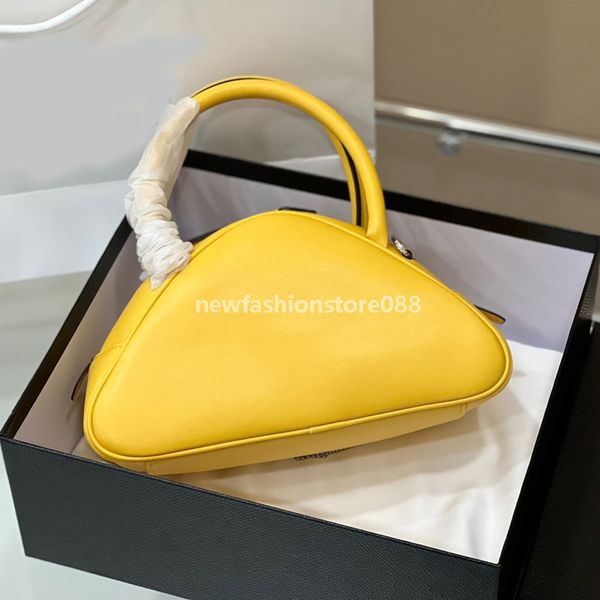 triangle bags designer women bag brand senior totes bags fashion shoulder handbags phone cross body wallet metallic 002
triangle bags designer women bag brand senior totes bags fashion shoulder handbags phone cross body wallet metallic 002