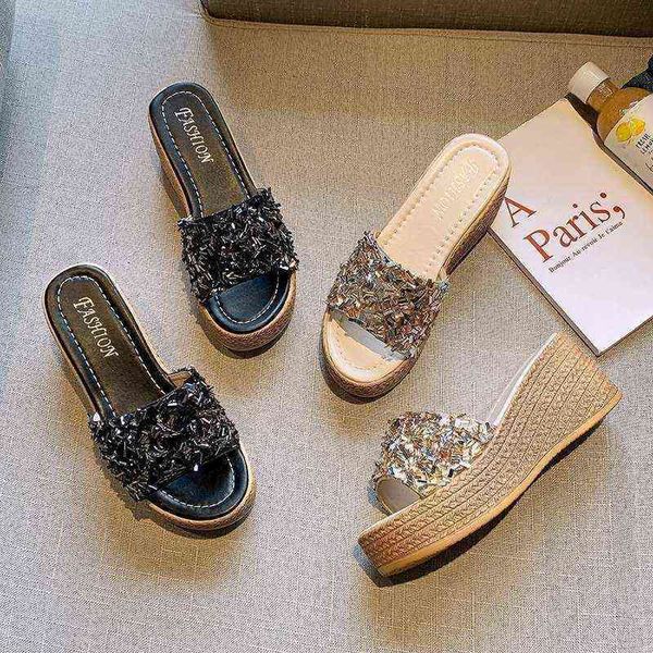 sandals slippers women summer outerwear fashion thick bottom sleeveless sequins solid color a word beach sandals and 220623, Black
sandals slippers women summer outerwear fashion thick bottom sleeveless sequins solid color a word beach sandals and 220623, Black