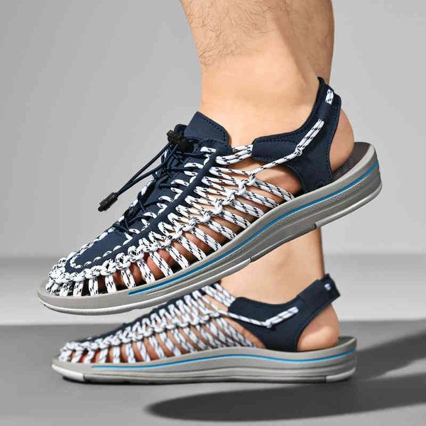 summer lovers' woven sandals flat bottomed baotou men's beach shoes large hollow fashion, Black
summer lovers' woven sandals flat bottomed baotou men's beach shoes large hollow fashion, Black