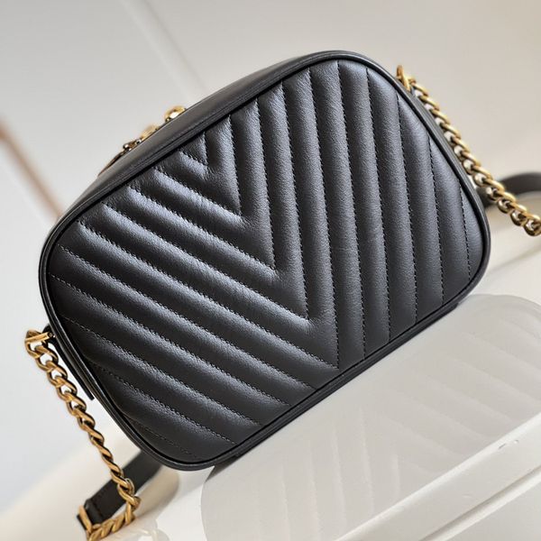 leather luxury cosmetic bags designer bags designerbags shoulderbags 
leather luxury cosmetic bags designer bags designerbags shoulderbags