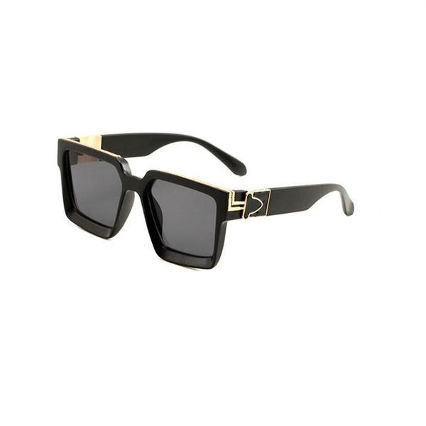 luxury designer sunglasses woman fashion man full frame sun glasses goggle retro 6 color with box287q, White;black
luxury designer sunglasses woman fashion man full frame sun glasses goggle retro 6 color with box287q, White;black