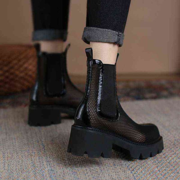 mesh breathable thin boots 2022 new british style thick heel casual comfortable hollow fashion trend short boots, Black
mesh breathable thin boots 2022 new british style thick heel casual comfortable hollow fashion trend short boots, Black