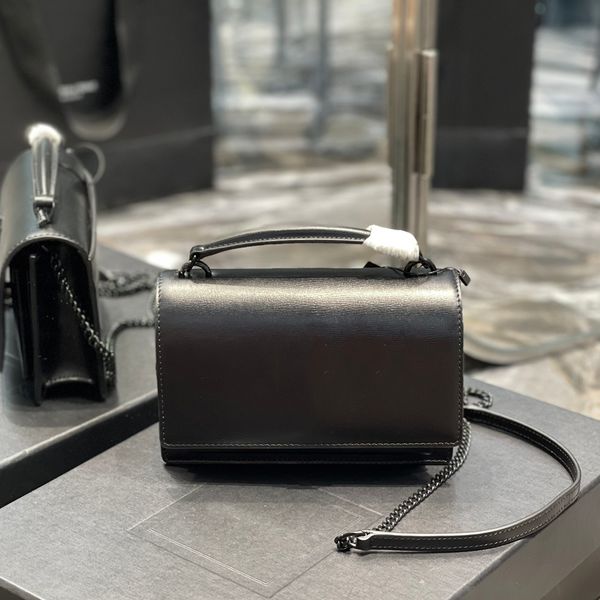 woman shoulder bags designer cowhide chain crossbody messenger tote women leather luxurys sling bag cosmetic handbag lady wallet purse new f
woman shoulder bags designer cowhide chain crossbody messenger tote women leather luxurys sling bag cosmetic handbag lady wallet purse new f