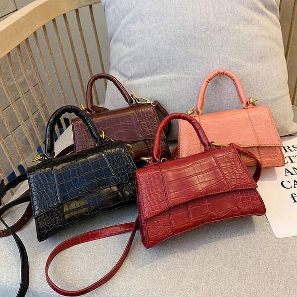 2022 lady shopping bags fashion handbags women totes shoulder cross body half moon luxury pu leather classic retro purse wallets handle squa
2022 lady shopping bags fashion handbags women totes shoulder cross body half moon luxury pu leather classic retro purse wallets handle squa