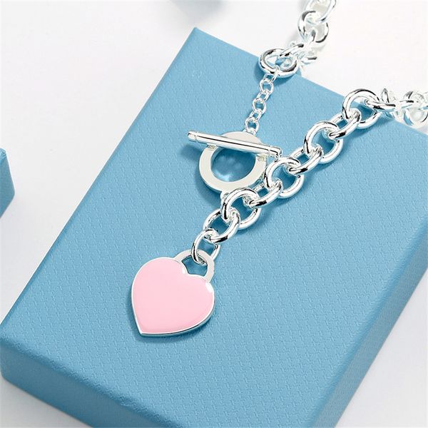 2022 brand original jewelry designer necklace pink enamel heart pendant men's and women's fashion simple high-end thick sweater ch, Silver
2022 brand original jewelry designer necklace pink enamel heart pendant men's and women's fashion simple high-end thick sweater ch, Silver