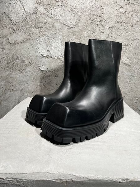 2022 spring fashions great mens real leather boots shoes ~ mens designer boots eu size 39-46, Black
2022 spring fashions great mens real leather boots shoes ~ mens designer boots eu size 39-46, Black