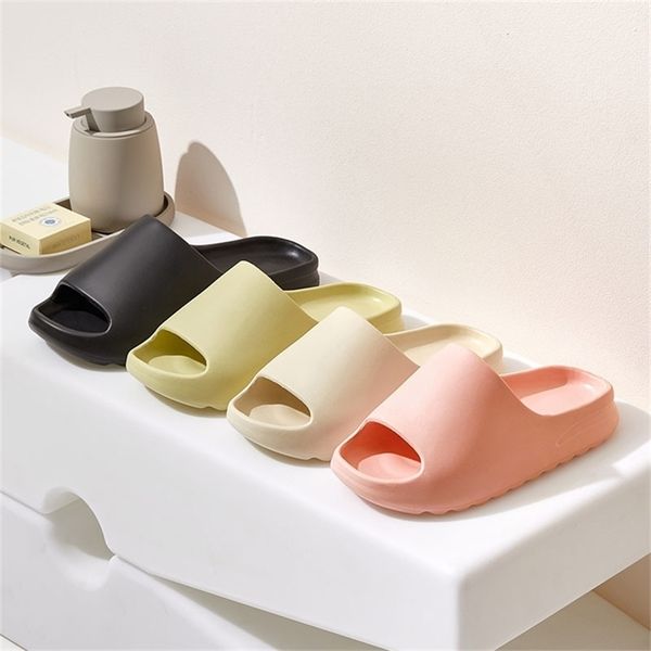 summer women cute cartoon slides platform flat heel eva sole soft non slip lightweight indoor slippers bathroom ladies shoes 220414, Black 
summer women cute cartoon slides platform flat heel eva sole soft non slip lightweight indoor slippers bathroom ladies shoes 220414, Black