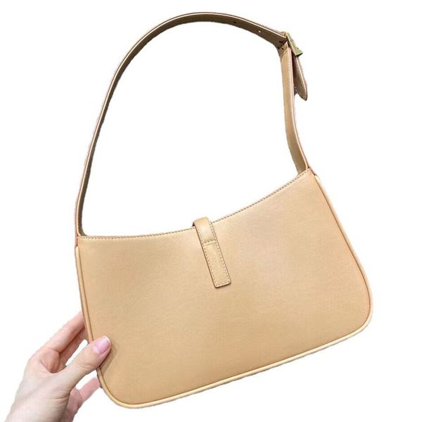 designer hobo shoulder bag for women mini handbags genuine leather messenger promotion chest pack lady underarm cross body hand bags classic
designer hobo shoulder bag for women mini handbags genuine leather messenger promotion chest pack lady underarm cross body hand bags classic